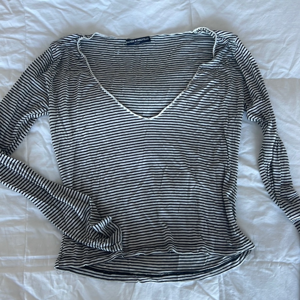 Brandy Melville crop top